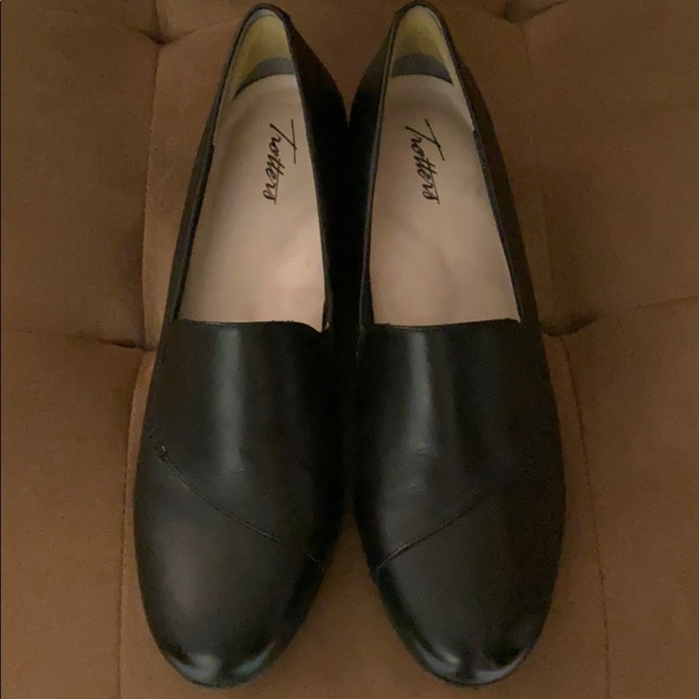 Trotters dress shoes
